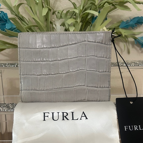 FURLA Light Gray Croc-Embossed Wallet With Dust Bag NWT - Picture 3 of 12